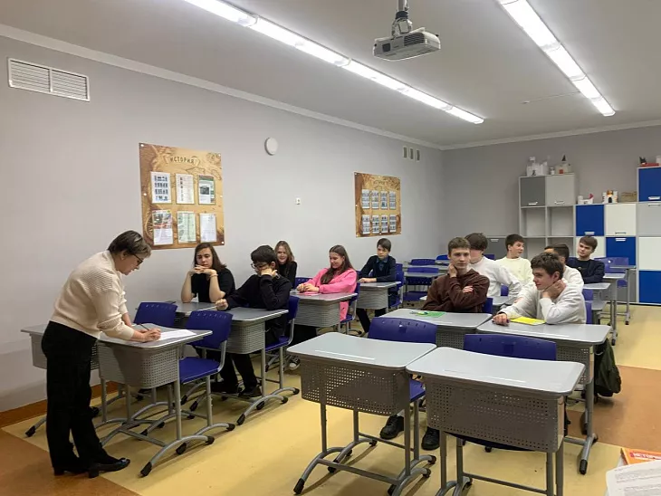 Преподаватели БФУ провели профориентационные занятия для школьников из Зеленоградска |  2