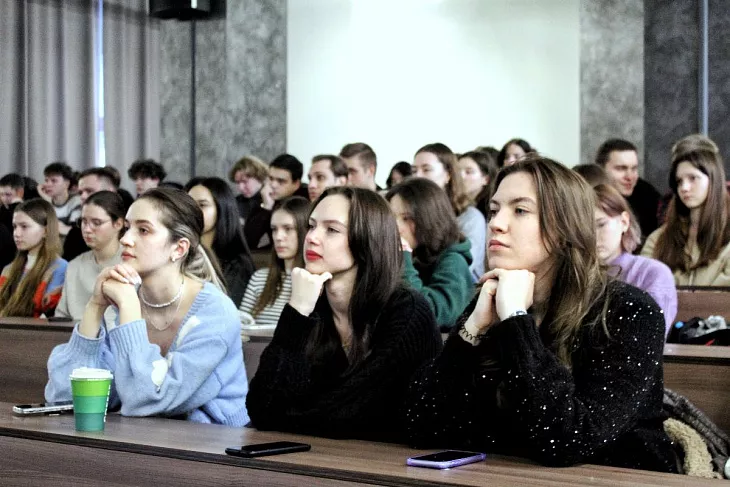 «Экономика сегодня» — сенатор от Калининградской области выступил с лекцией для студентов БФУ |  4