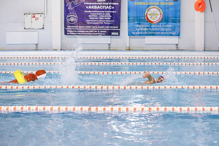 В БФУ им. И. Канта прошел чемпионат по спасанию на воде |  3