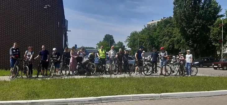 В БФУ организовали велопробег в честь дня рождения Юридического института |  3