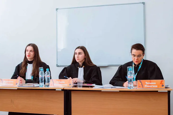 Преподаватели БФУ стали судьями всероссийского конкурса игровых судебных процессов  |  2