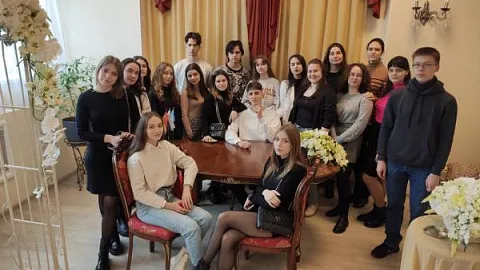 Студенты БФУ им. И.Канта посетили Дворец бракосочетаний