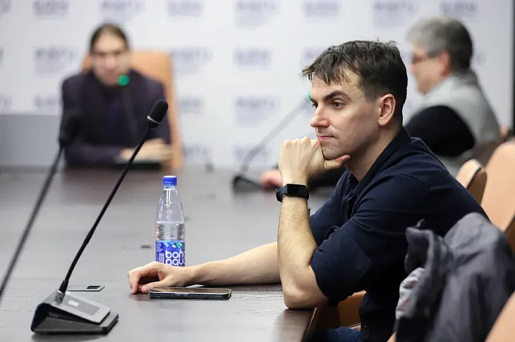 БФУ им. И. Канта встречает «второго Стивена Хокинга»: Виталий Вертоградов делится открытиями о черных дырах |  3
