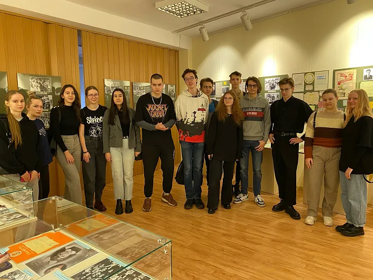 Студенты БФУ посетили с экскурсией Государственный архив Калининградской области |  3