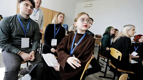 Ужин с королем, туристический кластер в кампусе и небесный лебедь: финалисты «Я — профи» по туризму презентовали свои проекты 
