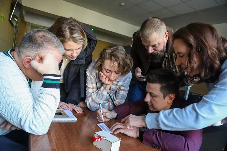 «Испытай науку на себе»: в День науки в БФУ им. И. Канта играли в квиз |  9