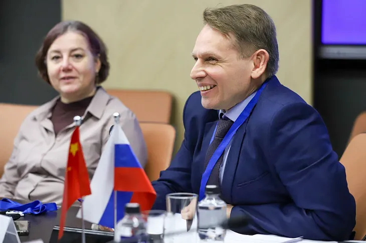 В БФУ им. И. Канта открылась российско-китайская Зимняя школа по физической культуре и спорту |  4