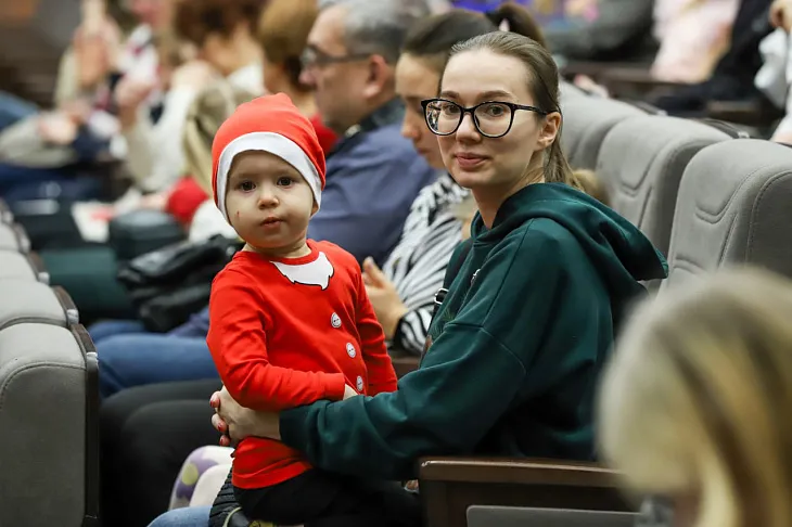 Новогоднее сказочное представление БФУ им. И. Канта посетили более двухсот гостей  |  6