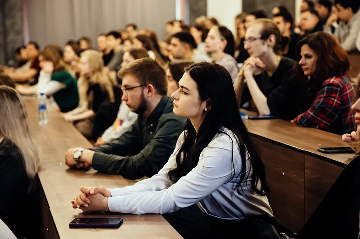 Участниками ХимБиоSeasons–2023 в БФУ стали более 150 российских студентов  |  3