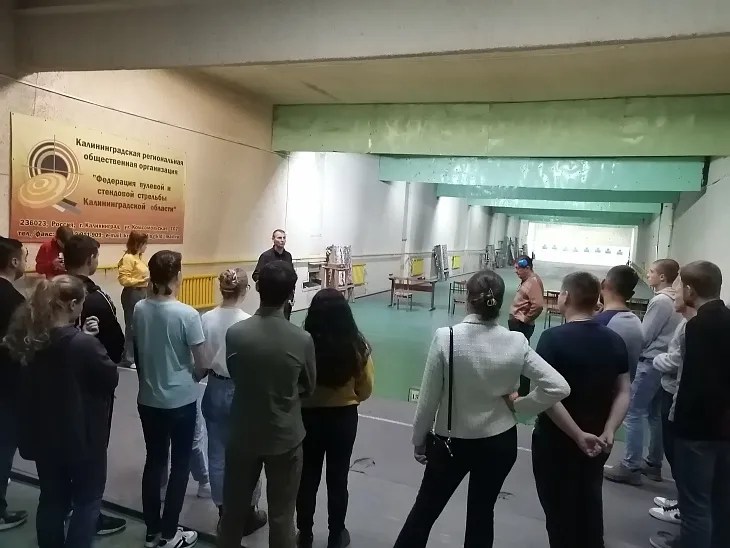         Активисты общественного центра «Волонтеры Победы БФУ» и студенты университета провели турнир по стрельбе |  5
