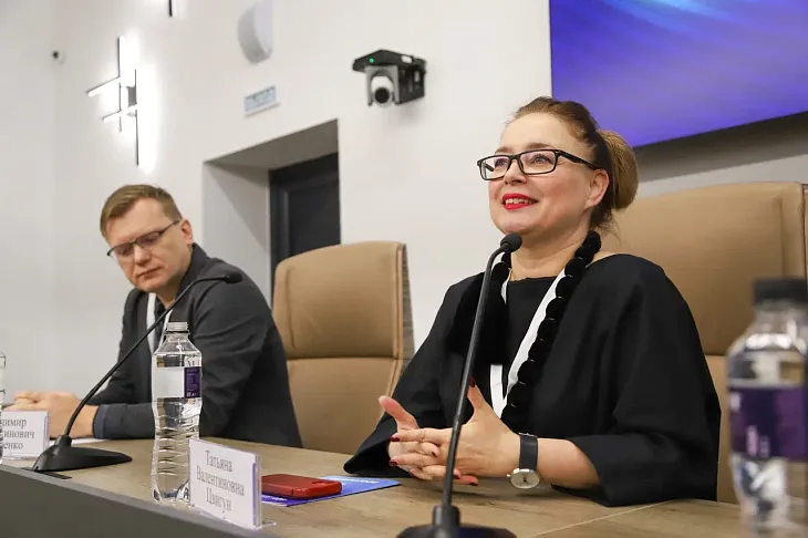 В БФУ им. И. Канта проходит конференция «HOMO LOQUENS: язык — коммуникация — культура» |  2
