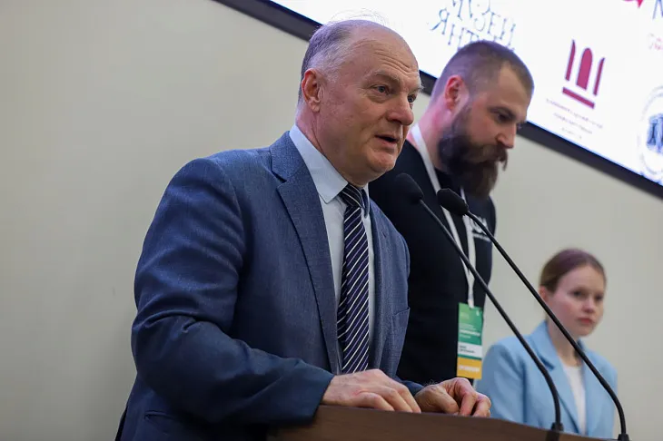 500 участников, 400 докладов, 42 победителя: подведены итоги форума «ХимБиоSeasons 2025» |  4