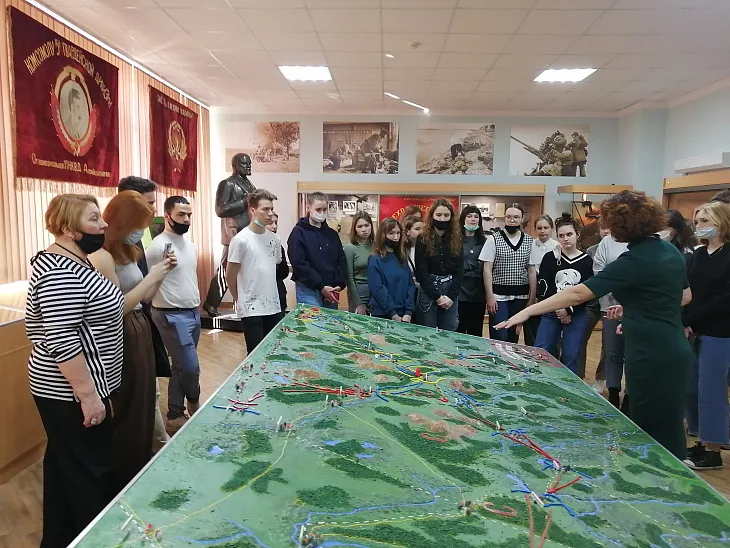         Студенты Университетского колледжа БФУ посетили музей 11-ой гвардейской общевойсковой Краснознаменной армии |  5