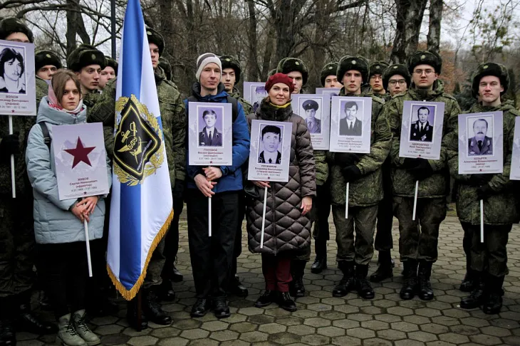 Студенты БФУ почтили память россиян, исполнявших служебный долг за пределами Отечества   |  5