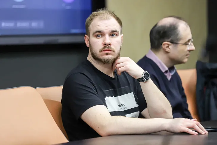 БФУ им. И. Канта встречает «второго Стивена Хокинга»: Виталий Вертоградов делится открытиями о черных дырах |  2