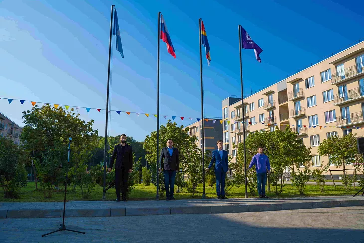 В БФУ открылись Университетские смены |  4