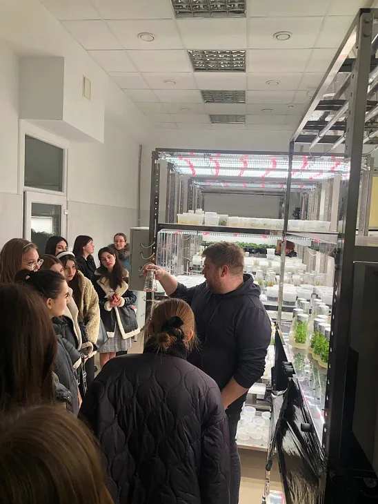Школьники Правдинска посетили лаборатории БФУ  |  6