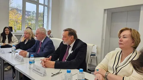Член-корреспондент РАО Михаил Богуславский прочитал лекцию для студентов-педагогов БФУ им. И. Канта 
