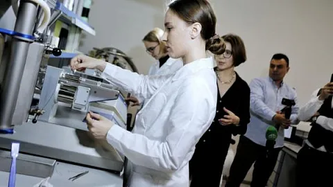 В БФУ отрыли новую лабораторию по производству функционального текстиля SmartTextiles