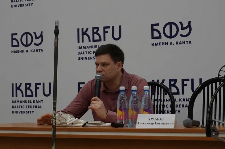 В БФУ отметили 40-летие Высшей школы физической культуры и спорта |  11