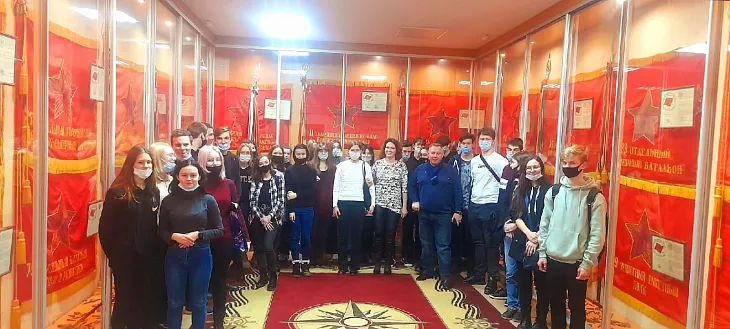 Студенты Университетского колледжа посетили музей 11-ой гвардейской общевойсковой Краснознаменной армии |  6
