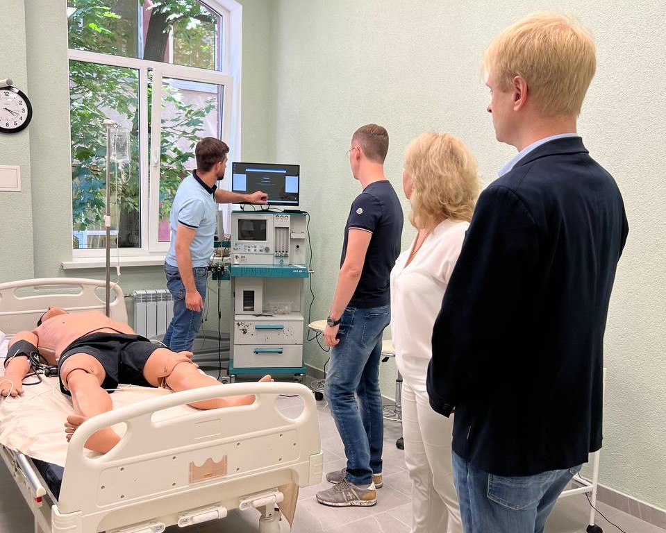 Министр здравоохранения Калининградской области посетил центр симуляционного обучения БФУ |  4
