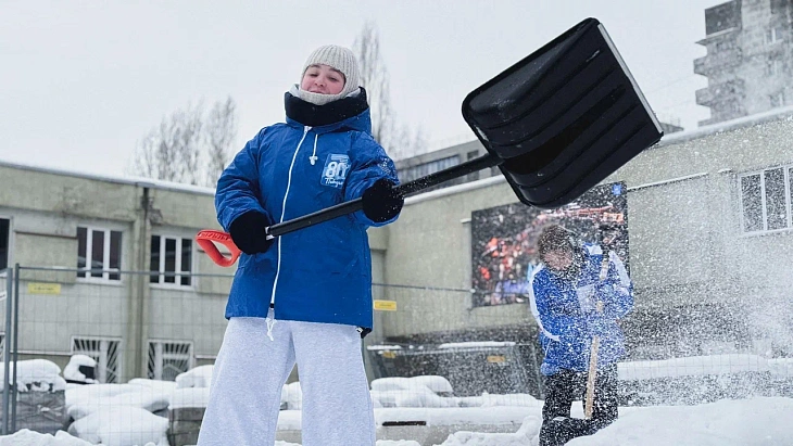 Студенты БФУ вышли на&nbsp;борьбу со&nbsp;снегом вместе с&nbsp;муниципальными службами |  3