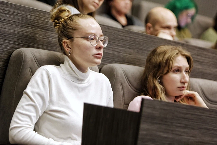 Сила в&nbsp;единстве: в&nbsp;БФУ обсудили роль консолидации общества в&nbsp;годы Великой Отечественной войны |  5