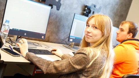 Студенты Университетского колледжа завершили обучение по проекту «Код будущего»