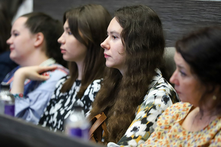 Russian Poetry Recital Unites International Voices at IKBFU | Image 5