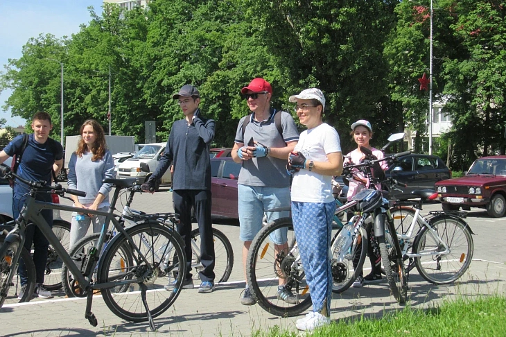 В БФУ организовали велопробег в честь дня рождения Юридического института |  10