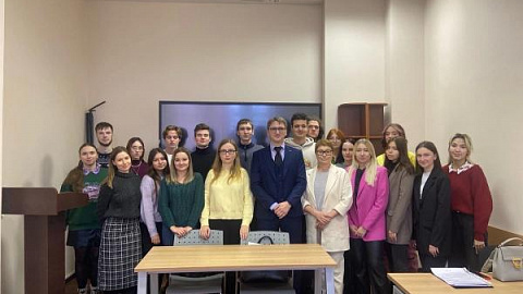 Для студентов-юристов БФУ провели практическое занятие в Ленинградском суде