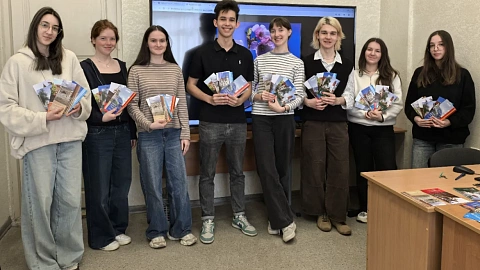 Студенты Высшей школы живых систем приняли участие в «Весеннем калининградском диктанте» на английском языке