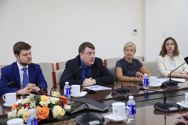 БФУ им.&nbsp;И.&nbsp;Канта знакомит вьетнамское профессиональное сообщество с&nbsp;новой моделью высшего образования РФ |  4