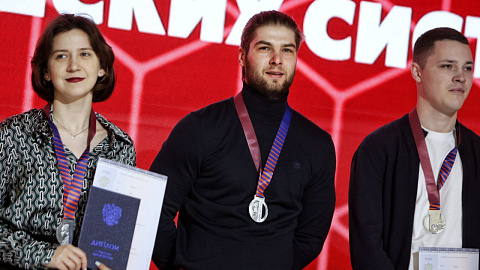 В БФУ им.&nbsp;И.&nbsp;Канта вручили дипломы о&nbsp;высшем образовании выпускникам программы «Строительство»