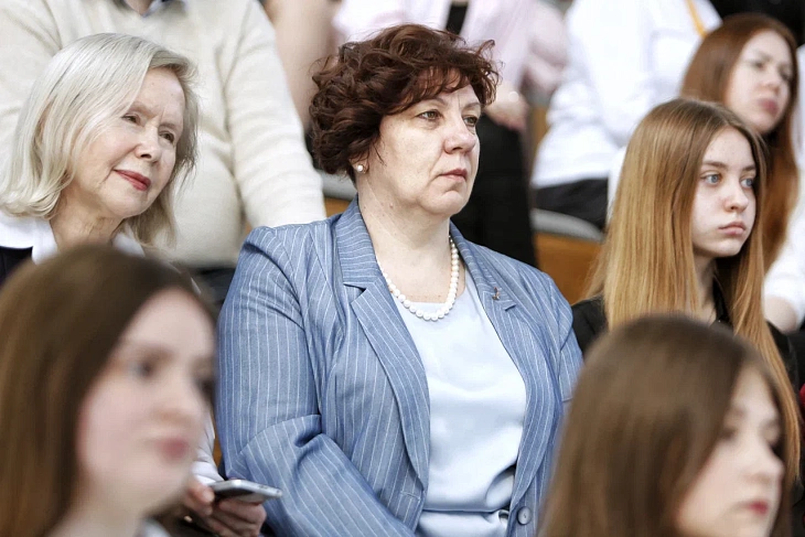 В БФУ им.&nbsp;И.&nbsp;Канта наградили талантливых школьников — будущих учителей |  5