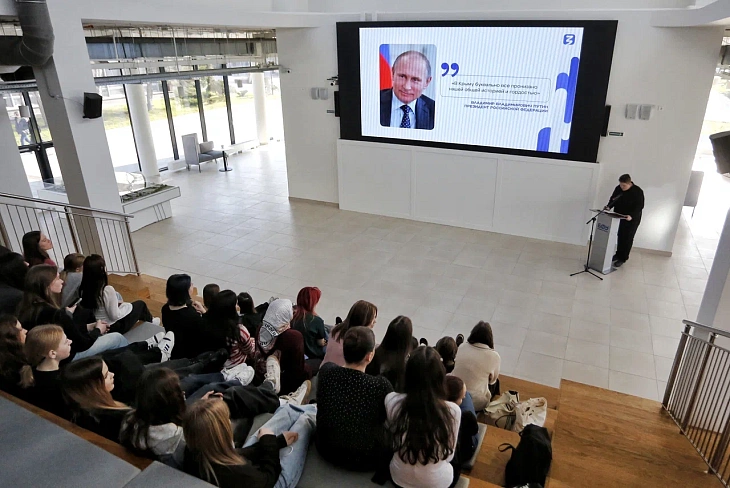 В БФУ прошла открытая лекция «Крымская весна: восстановление исторической справедливости» |  1