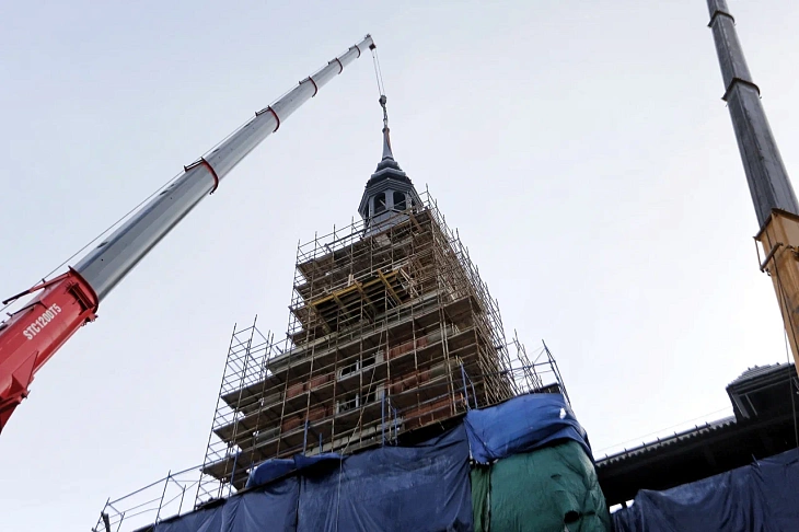 Марат Хуснуллин: «На часовой башне кампуса в&nbsp;Калининграде установили шпиль» |  5