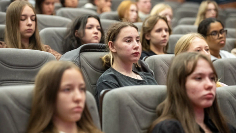 IKBFU Welcomes International First‑Year Students with Traditional Information Session
