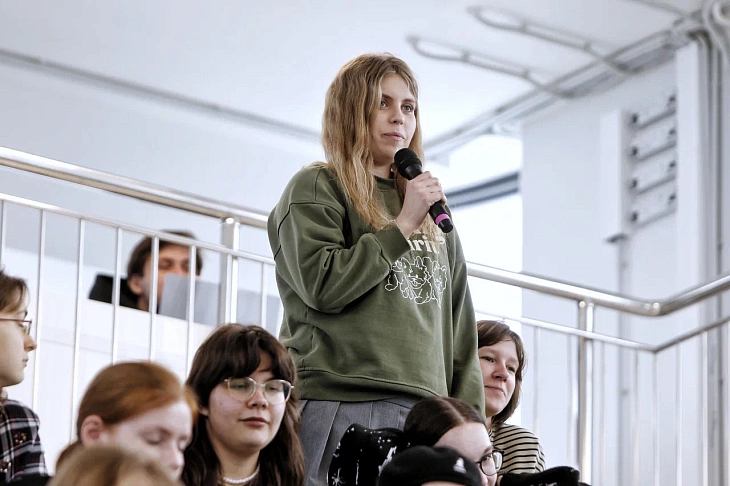 Новая оптика творчества: в&nbsp;БФУ им.&nbsp;И.&nbsp;Канта состоялась лекция Василия Харькового |  3