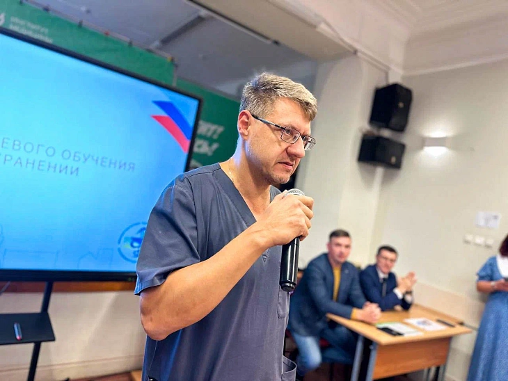 И. о. министра здравоохранения региона встретился с выпускниками Высшей школы медицины |  3