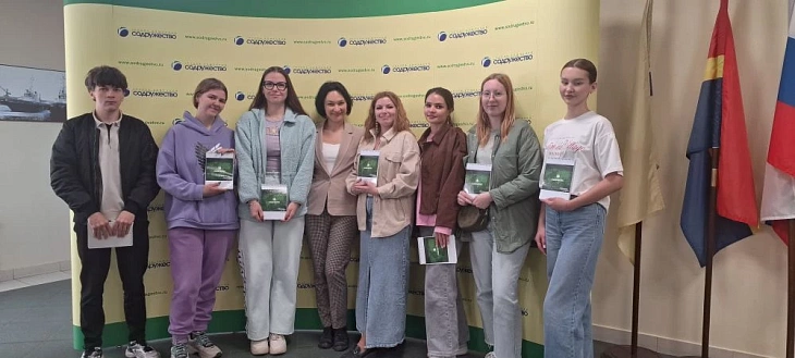 Студенты-экологи БФУ им.&nbsp;И.&nbsp;Канта изучили систему экологического контроля на&nbsp;ведущих предприятиях региона |  1