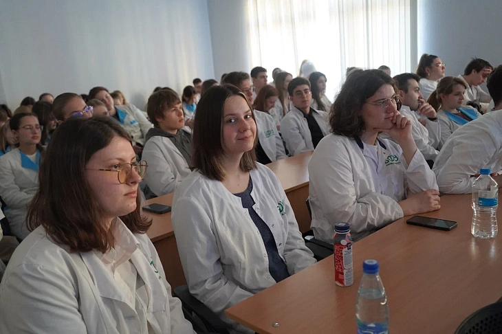 «День здоровья полости рта» в БФУ им. И. Канта: синергия науки, практики и профессионального сотрудничества |  16