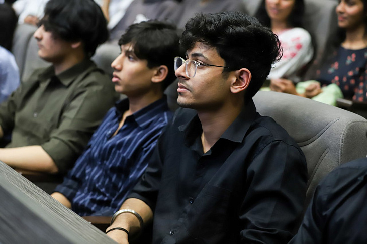 Russian Poetry Recital Unites International Voices at IKBFU | Image 6