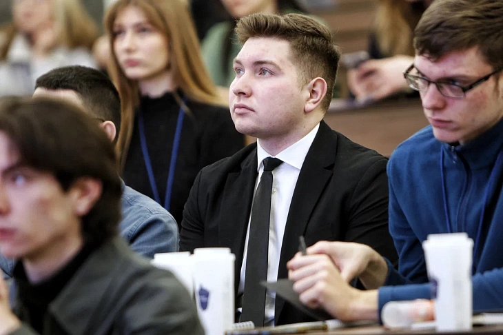 В БФУ им.&nbsp;И.&nbsp;Канта открылась ежегодная Всероссийская Зимняя научная школа «Плавучего университета» |  3