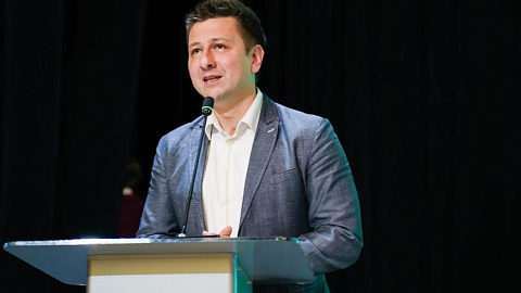 Ректор БФУ им.&nbsp;И.&nbsp;Канта Максим Демин поздравляет с&nbsp;Международным женским днем