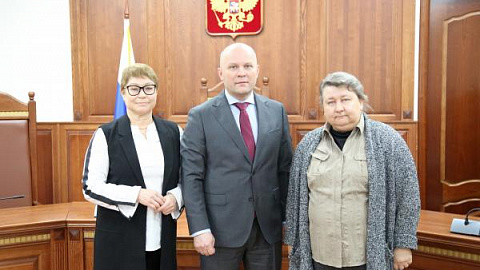 Профессора БФУ встретились с председателем Калининградского областного суда
