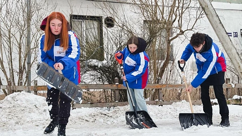 Студенты БФУ вышли на&nbsp;борьбу со&nbsp;снегом вместе с&nbsp;муниципальными службами