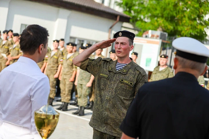 В ВУЦ БФУ отметили окончание второго года военной подготовки |  5