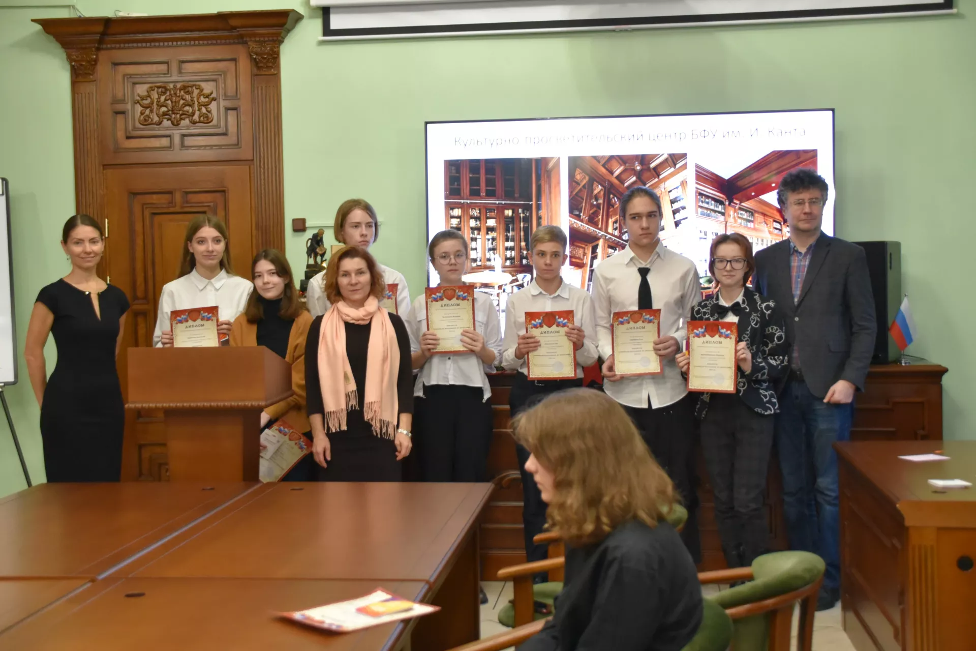 3323988636b184b28762fbcaba5c8149 (1).jpg